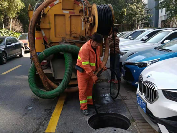 南岔排污管道清淤